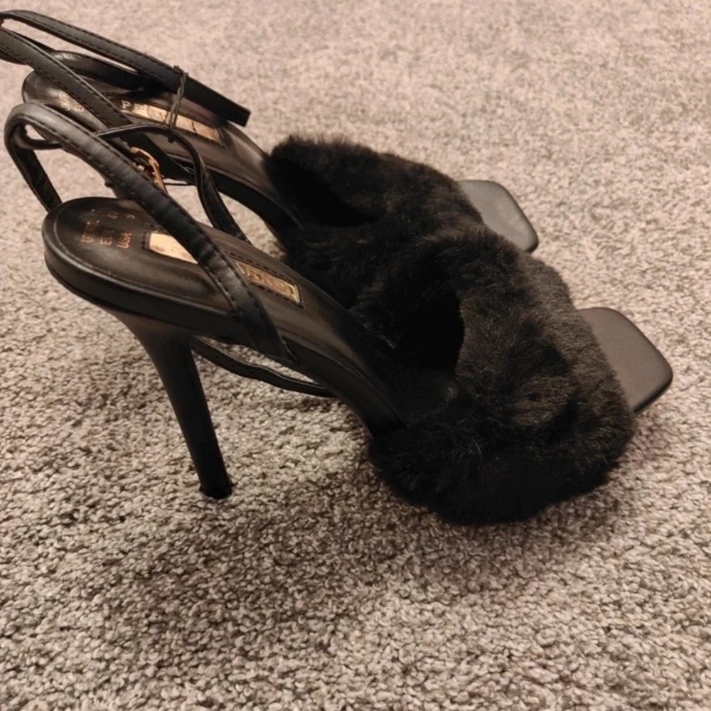 Chic Black Fur Strap Stilettos